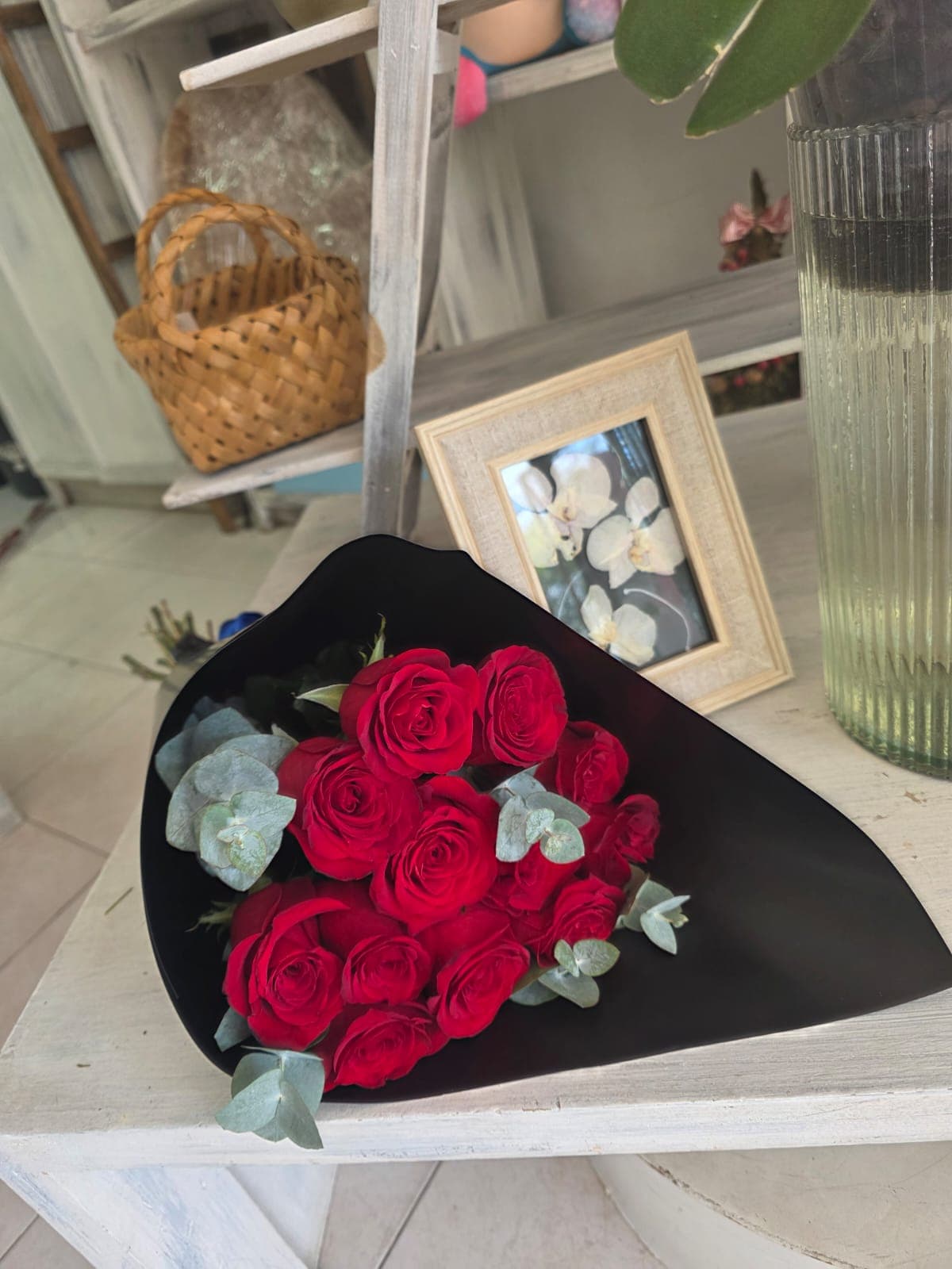 RAMO DE 24 ROSAS ROJAS